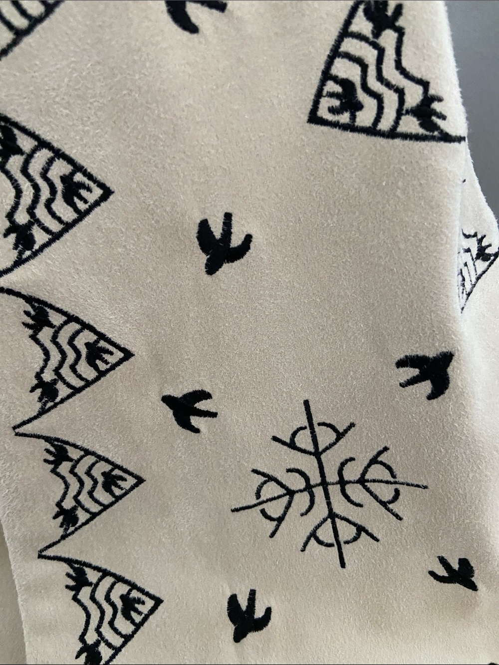 Cream Fringe Embroidered faux suede Vest - Picture 3 of 4